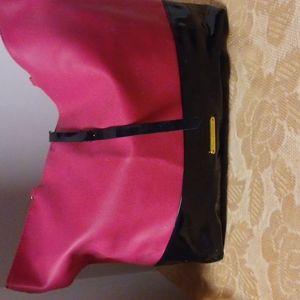 Juicy Couture Bag pink with shinny black